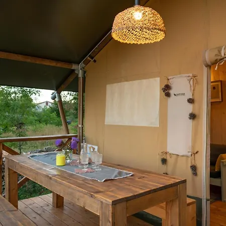 Роскошный шатер Glamping Tent Bor *