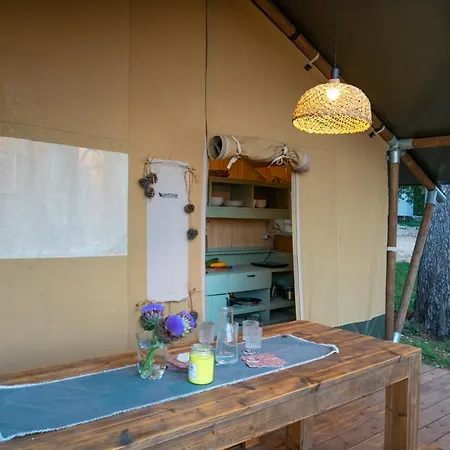 Glamping Tent Bor Tente de luxe *